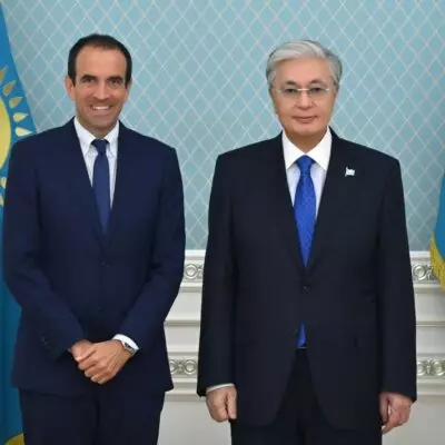 Касым-Жомарт Токаев обсудил развитие падела в Казахстане с руководителями международных организаций