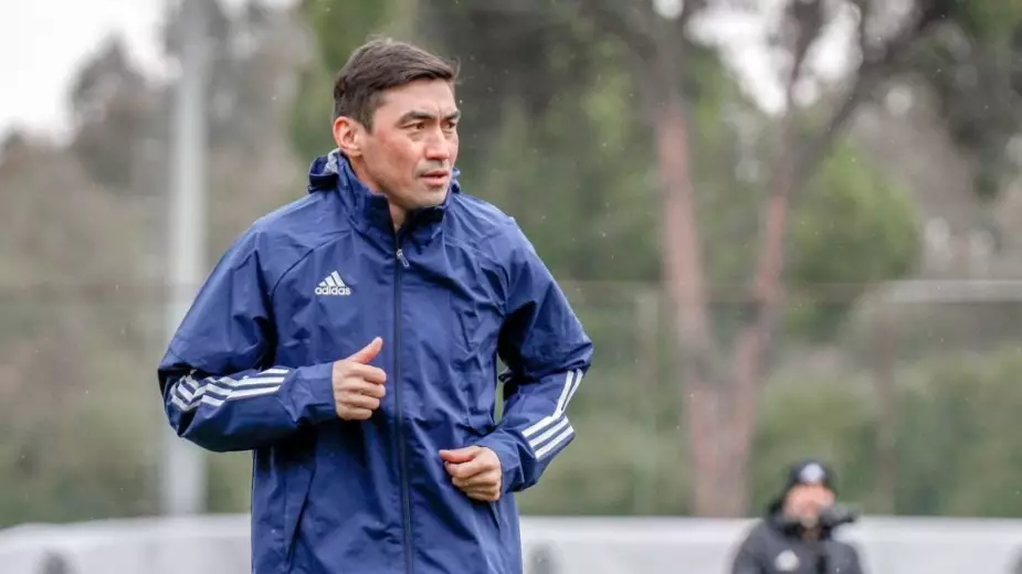 Самат Смаков может возглавить клуб из чемпионата Кыргызстана