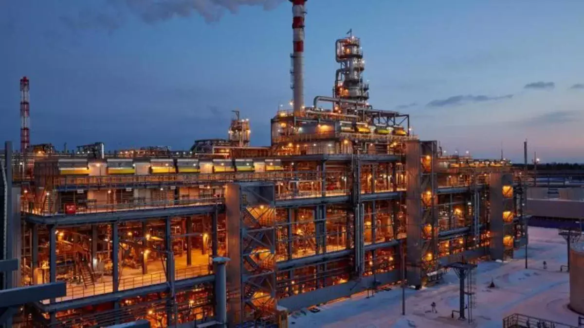 АНПЗ заработал на 100%: Минэнерго РК обещает стабилизировать рынок топлива