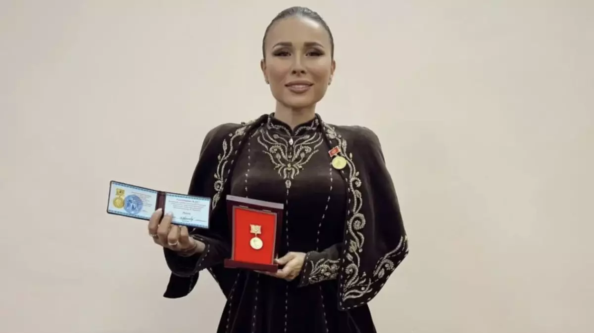 Әнші Луина Қырғызстанның мемлекеттік сыйлығына ие болды (ВИДЕО)
