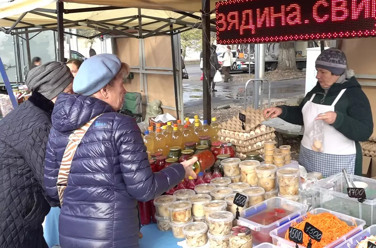 Ярмарки выходного дня: фермеры реализовали около 800 тонн свежих продуктов