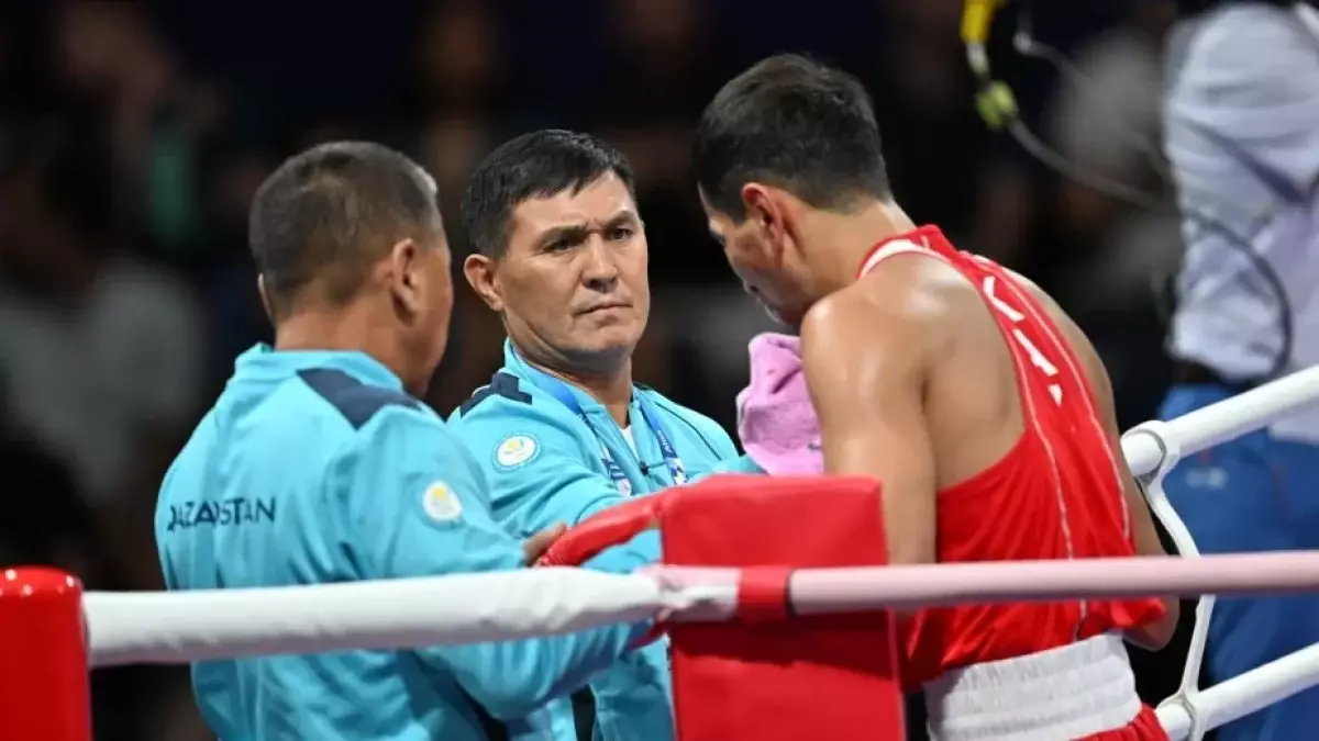 «Ренжісе де айту керек, жалқау болып жүр»: Мырзағали Айтжанов боксшыларға үндеу жасады