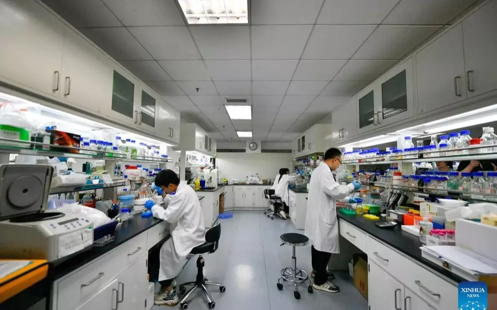 Қытай өмірді 120 жылға дейін ұзартатын дәрі жасап жатыр