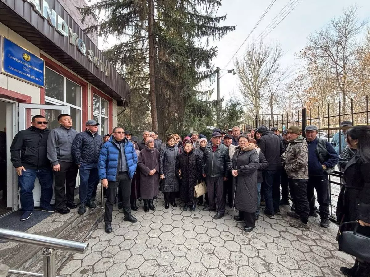 «Өзімізді өртейміз» - Хасанның туыстары әділ шешім күтуде