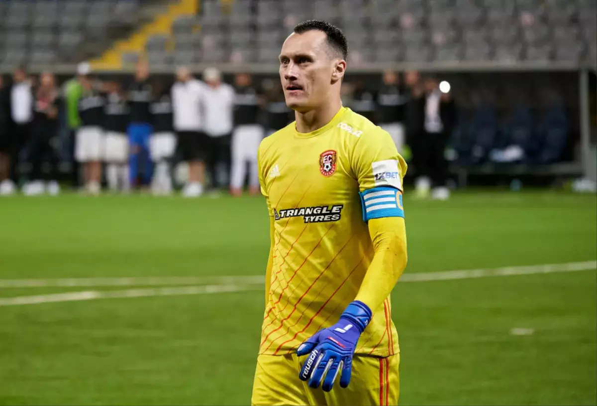 Қазақстан құрамасының бұрынғы қақпашысы бірінші лигада қалатын болды