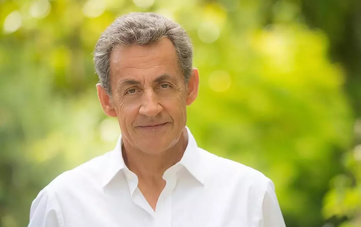 Экс-президент Франции Николя Саркози выходит на свободу