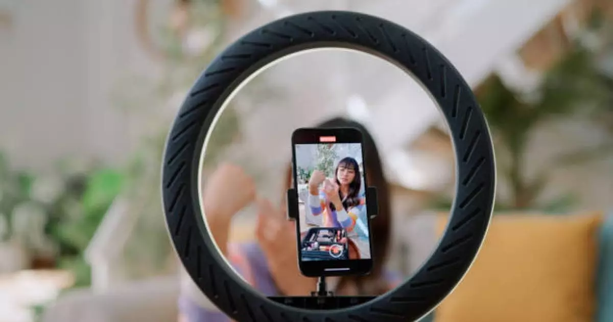  Зерттеу: тым тартымды адамдарға жұрт азырақ сенеді 