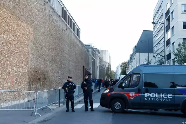 Суд освободил экс-президента Франции Саркози из тюрьмы