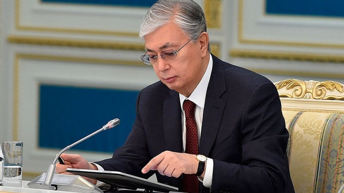 Әскерде қаза тапқан сарбаздардың аналары Астанаға жиналды: Тоқаев Бас прокурорға тапсырма берді