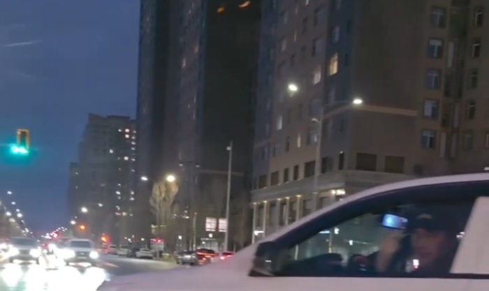 Жест со средним пальцем обернулся для астанчанина штрафом