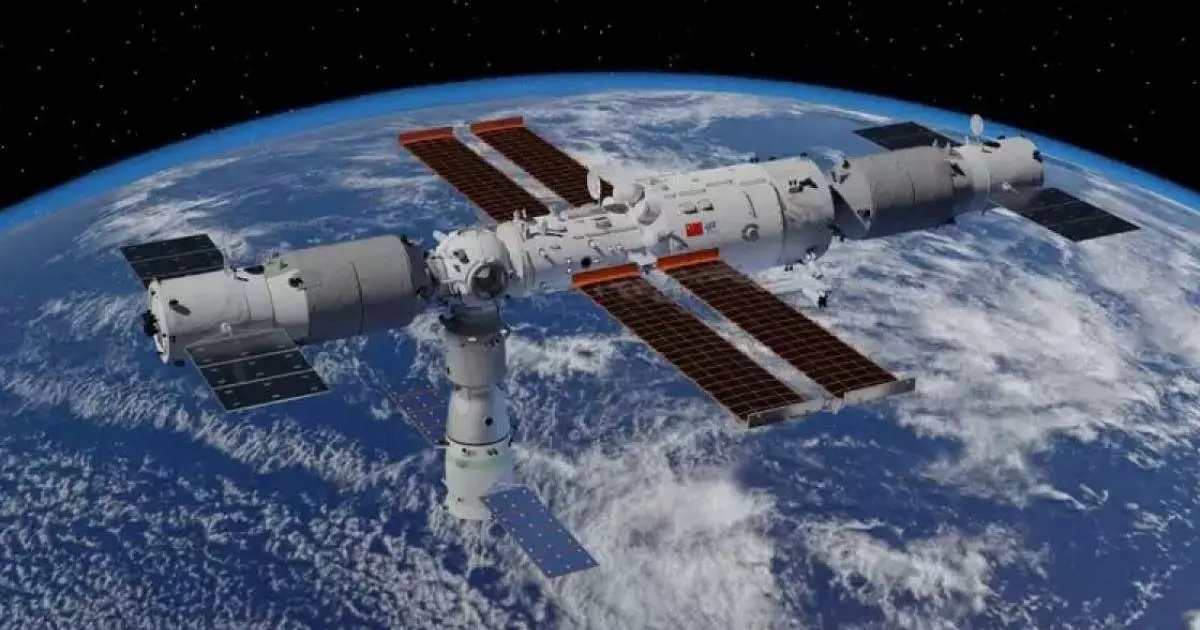  Қытай космосқа жіберген 3 ғарышкерін Жерге қайтара алмай отыр 