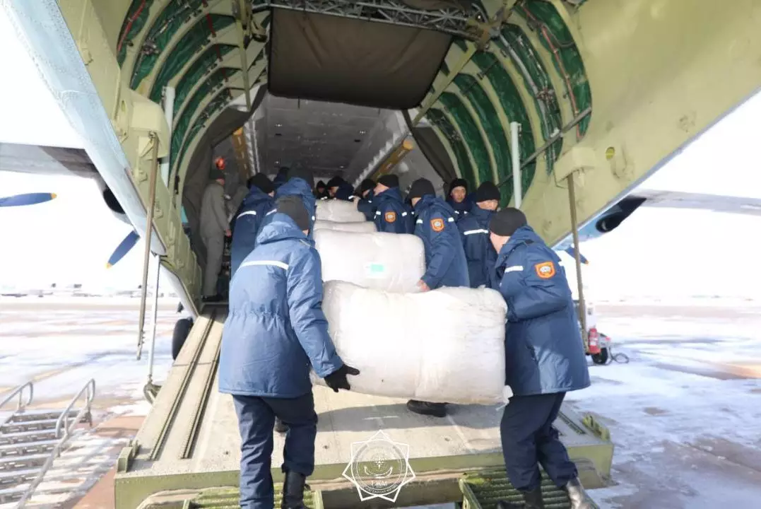 Казахстан направит гуманитарную миссию в Афганистан после разрушительных землетрясений