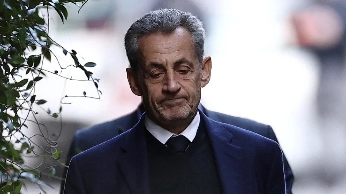 Францияның экс-президенті түрмеден шықты