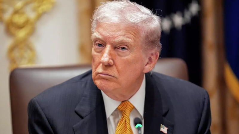 Трамп: АҚШ кейбір елдер үшін импорттық баж мөлшерлемелерін арттырады