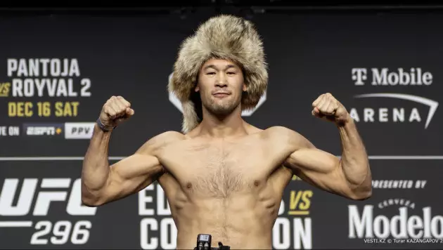 Делла Маддалена - Махачев на UFC 322: чья победа в титульном бою нужна Рахмонову?