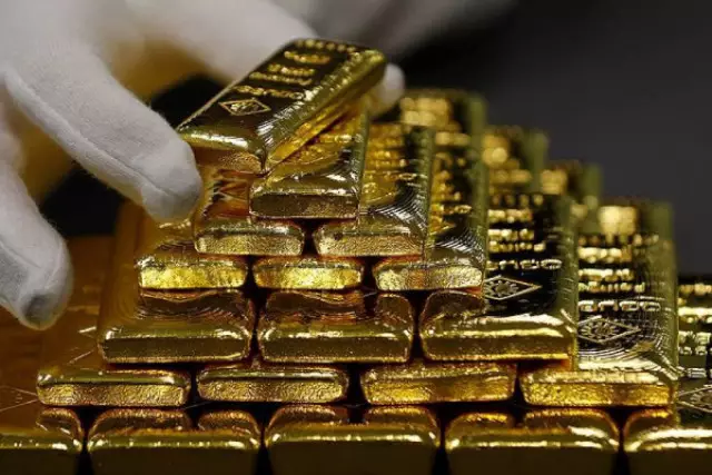 Алтын қорының көлемі 98 тоннаға артты