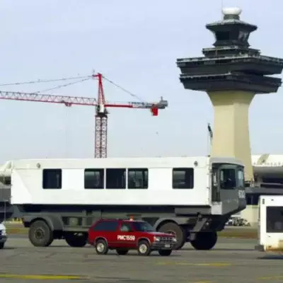 На аэропорту Вашингтона разбился пассажирский шаттл