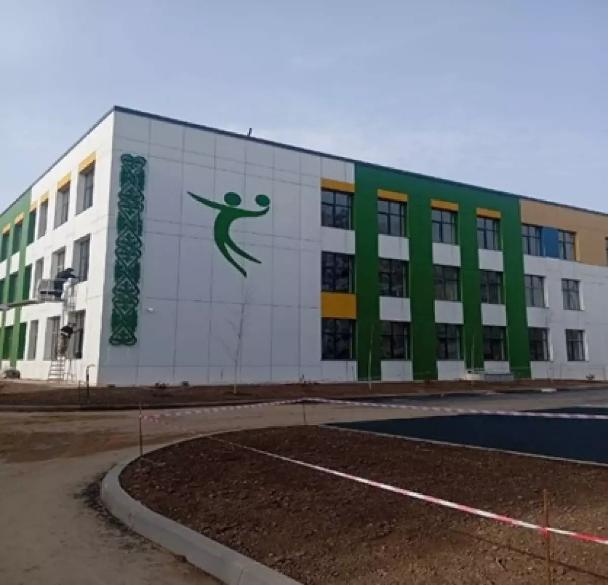 Ауданда 1 200 орындық жаңа мектеп салынып, екі емхана ашылады