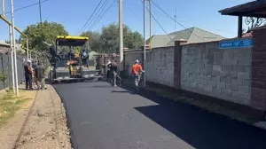 Аудандағы ондаған көшеге жаңа жол жабындысы төселді