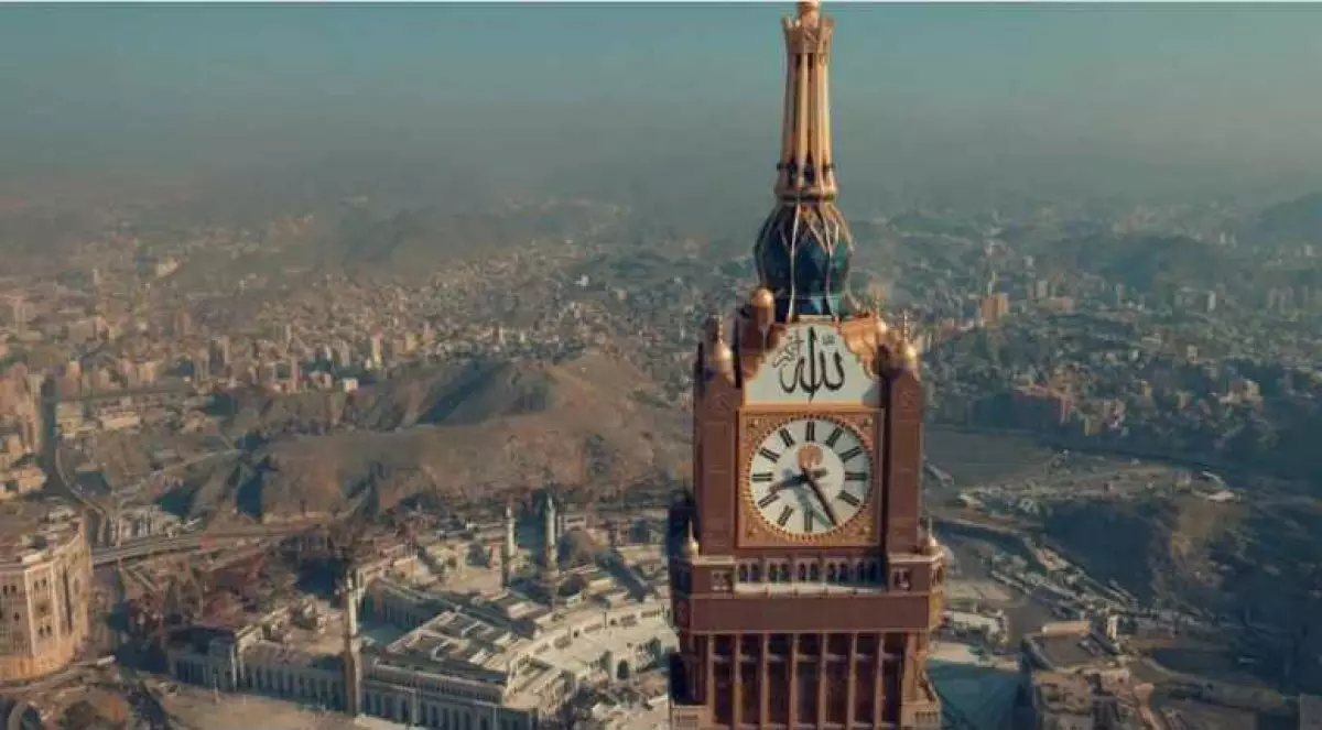 Аудиогид музея Часовой башни в Мекке заговорит на казахском языке