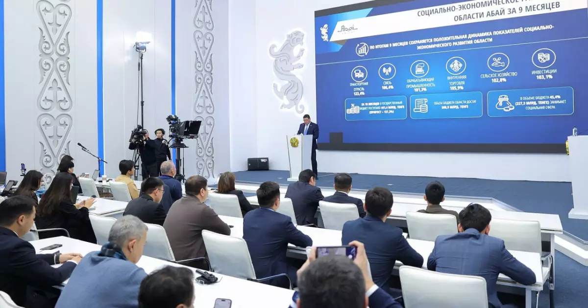   Абай облысының әкімі Берік Уәли: "Жыл соңына дейін сапалы ауызсумен 38 мың адам қамтылмақ"   