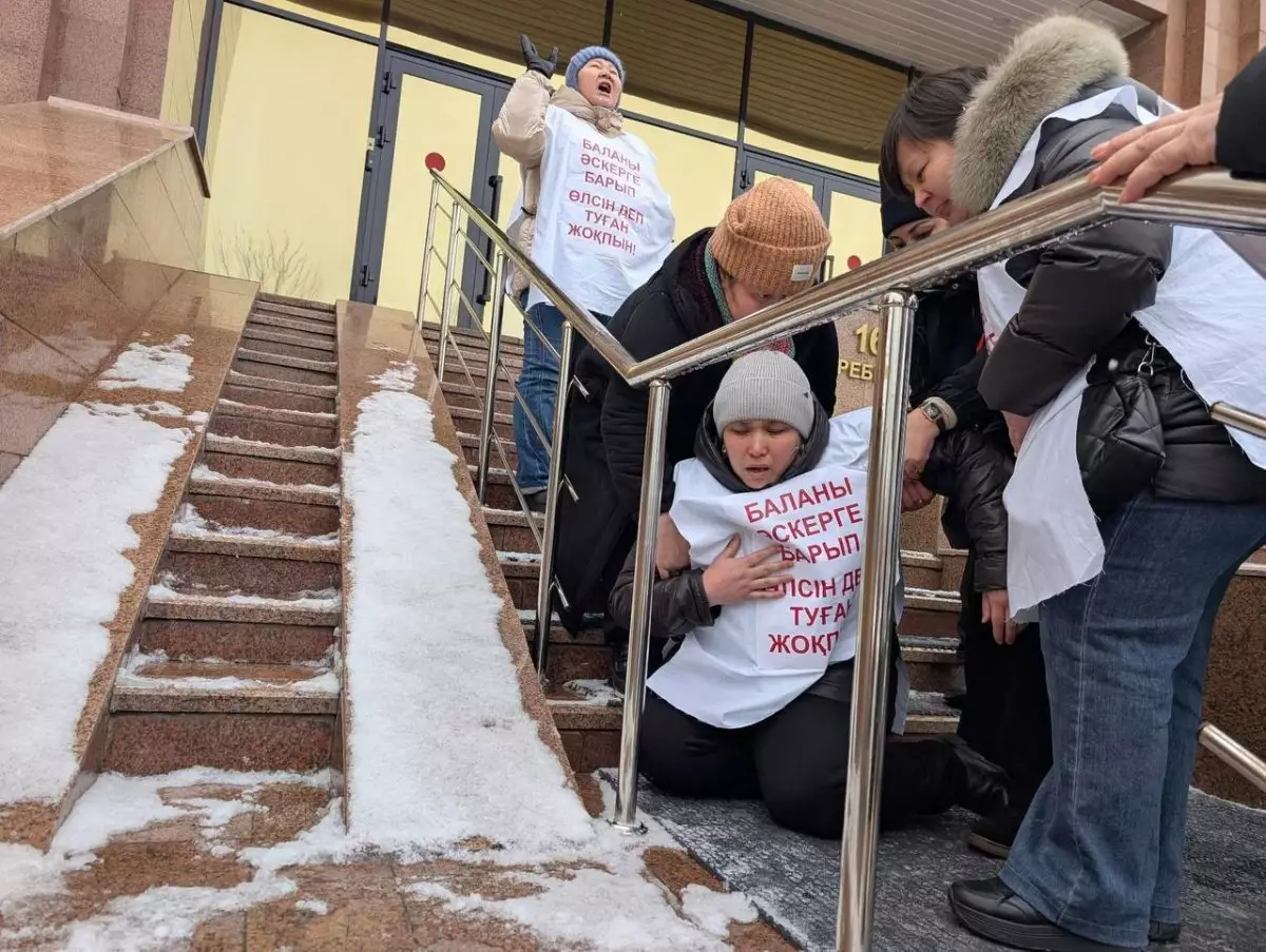 Әскерде қаза тапқан сарбаздардың аналарының өтініштері қаралады – Бас прокурор