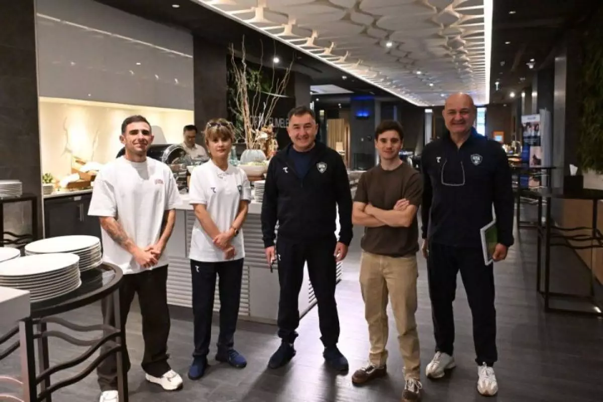 Өзбек футболшылары енді палау жемейді