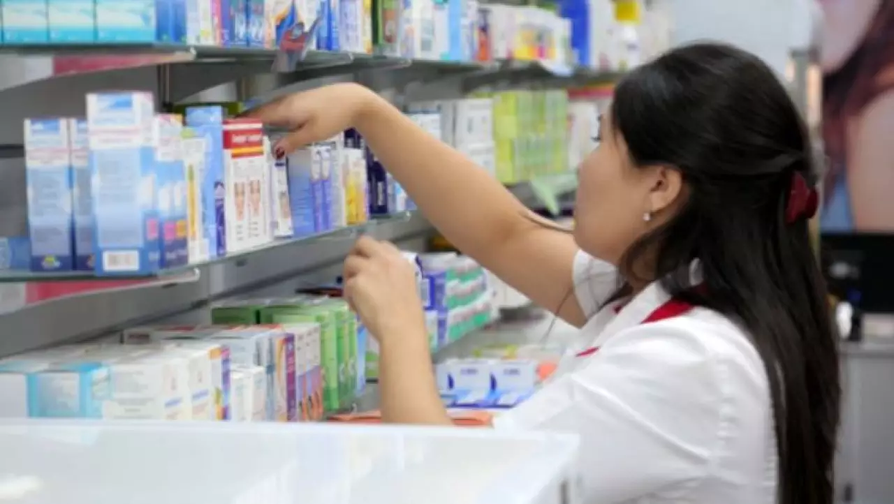 Лекарства подешевели на 11% в Казахстане