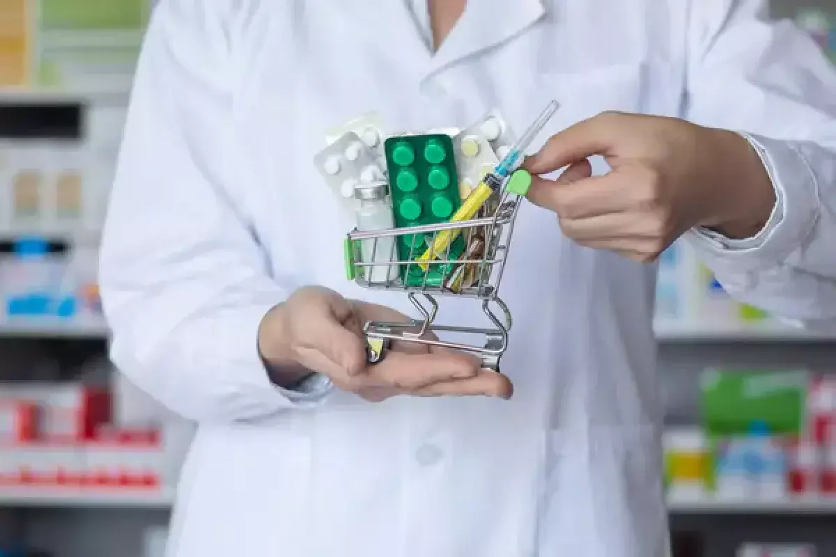 Проверка цен и онлайн-жалобы: в Казахстане запустили приложение для контроля аптек