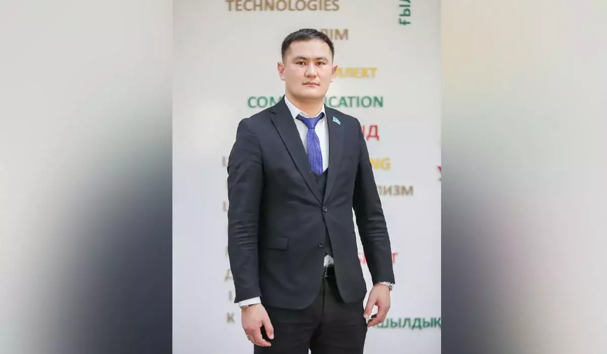 Премия «Халықтың сүйіктісі – 2025»: молодежным лидером года назван Султанбек Бекешев