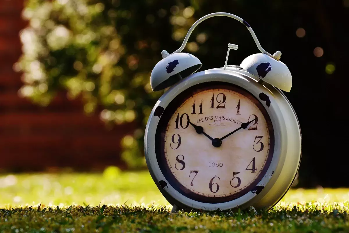 «Готов пойти на компромисс» – Берик Уали высказался о смене часового пояса