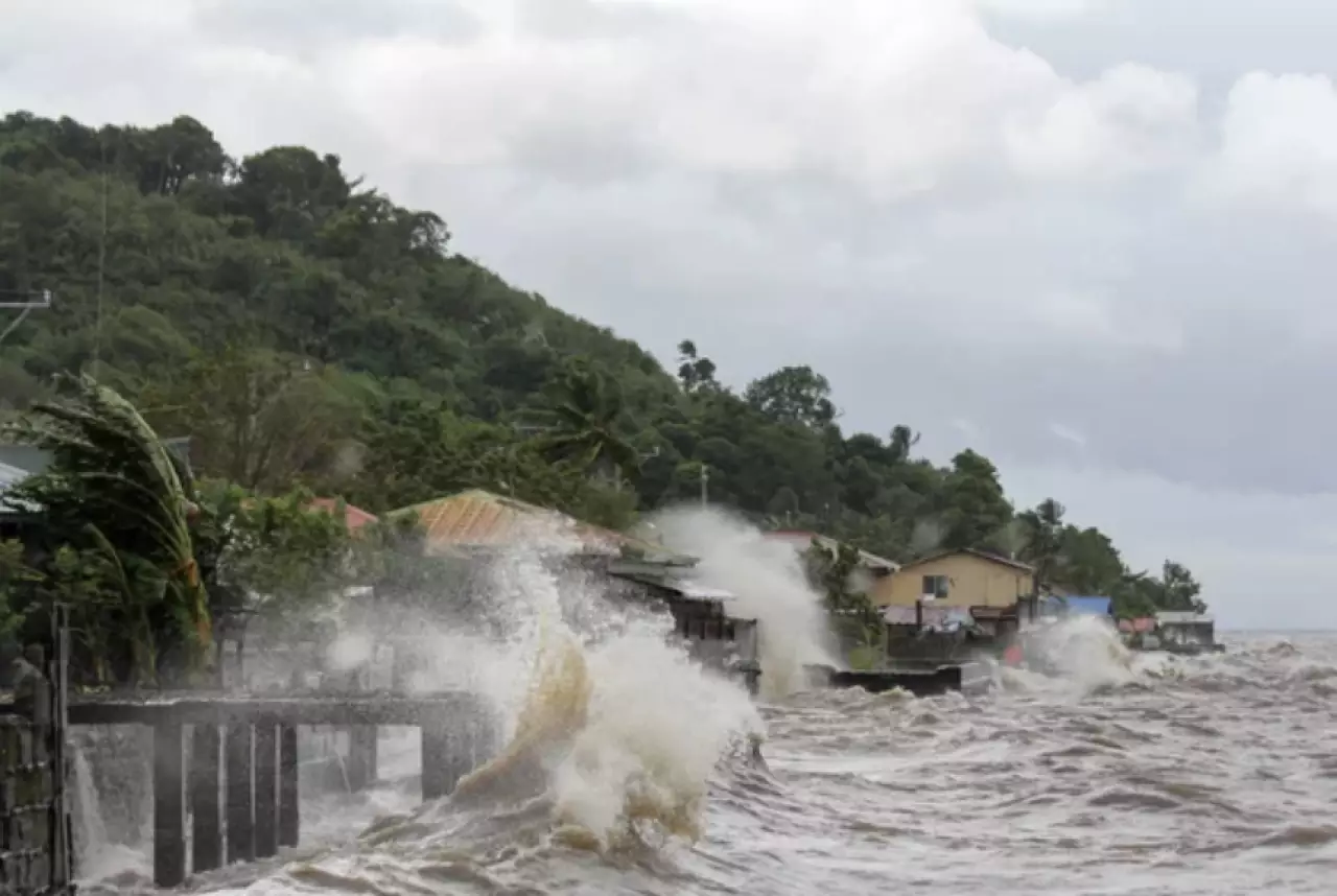 Жертвами двух штормов на Филиппинах стали 250 человек