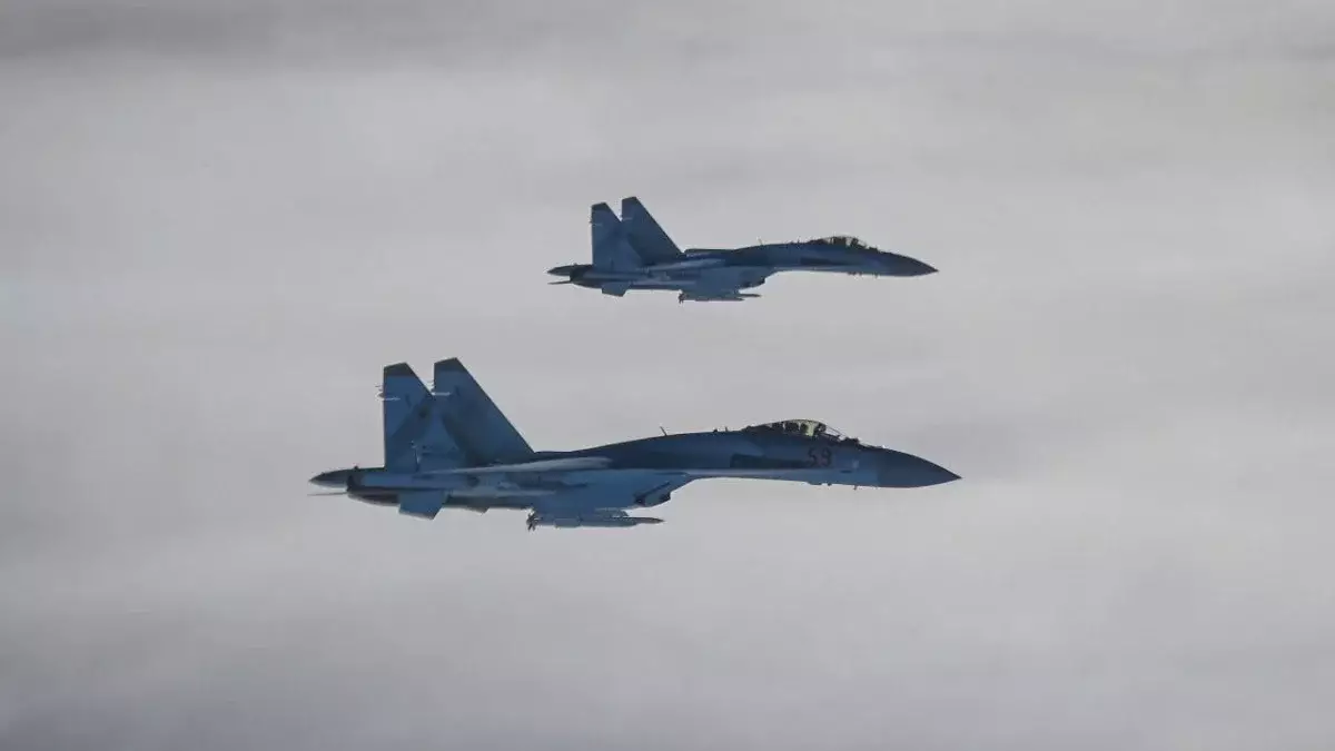 Тоқаев бортын ресейлік Су-35 ұшақтары әуежайға дейін сүйемелдеп апарды