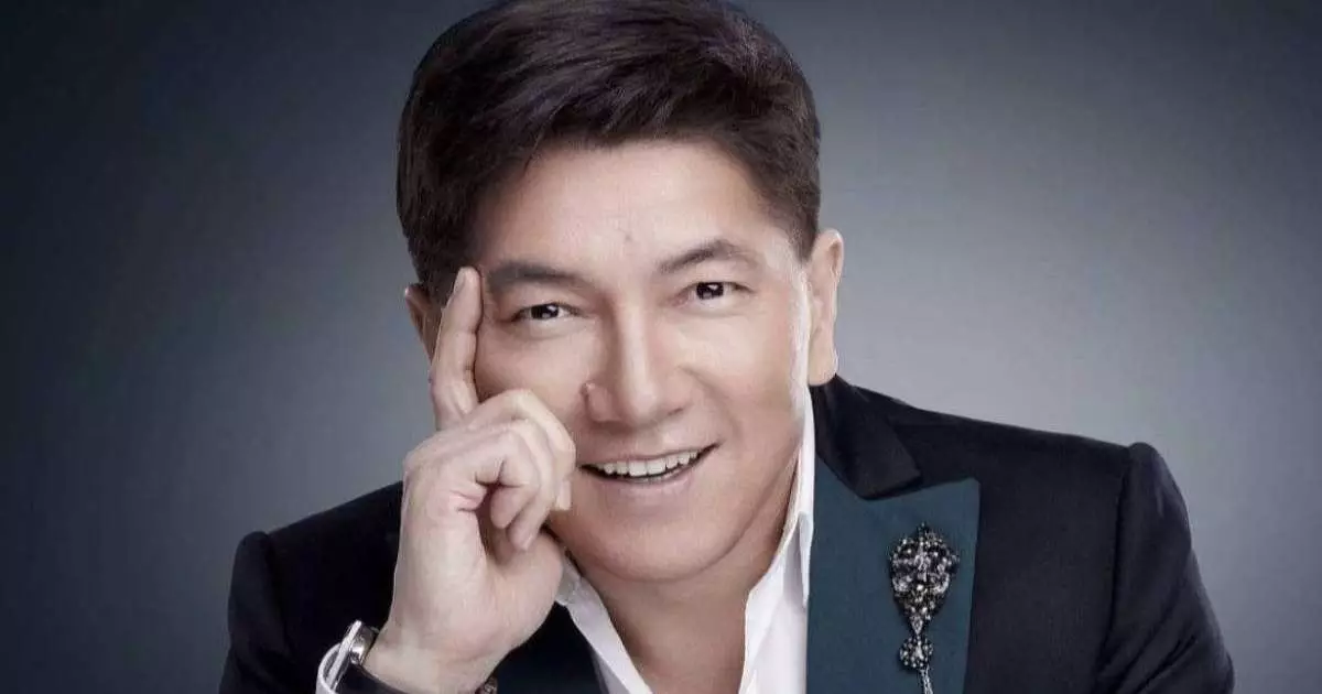  `Кенже қызым`: Сәкен Майғазиев тұңғыш рет өзінің қызын көрсетті (ВИДЕО) 