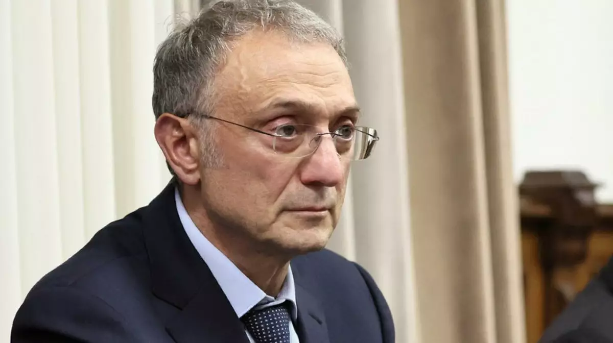 СМИ: олигарх Керимов заплатил Жириновскому $5 млн за место в Госдуме