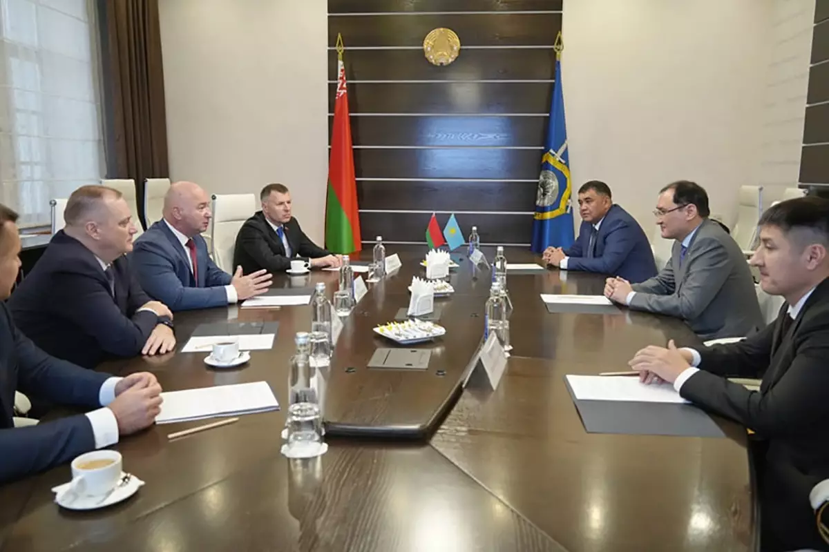 Правоохранители Беларуси и Казахстана обсудили вопросы сотрудничества в борьбе с преступностью.
