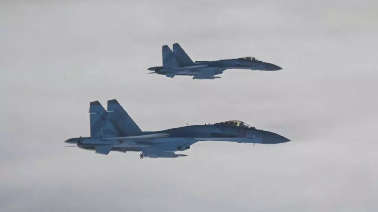 Қазақстан Президентінің бортын РФ Қорғаныс министрлігінің Су-35 ұшақтары сүйемелдеді