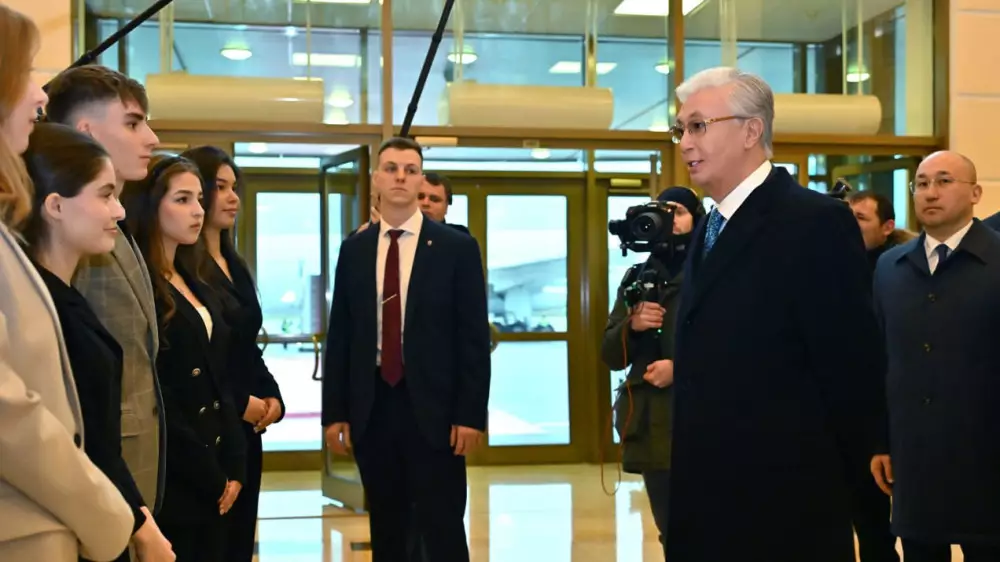 Токаев побеседовал со студентами МГИМО