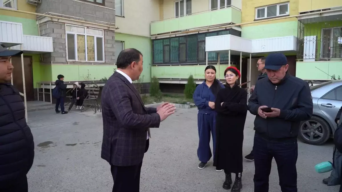 Таразда  көпқабатты үй тұрғындары жылусыз отыр