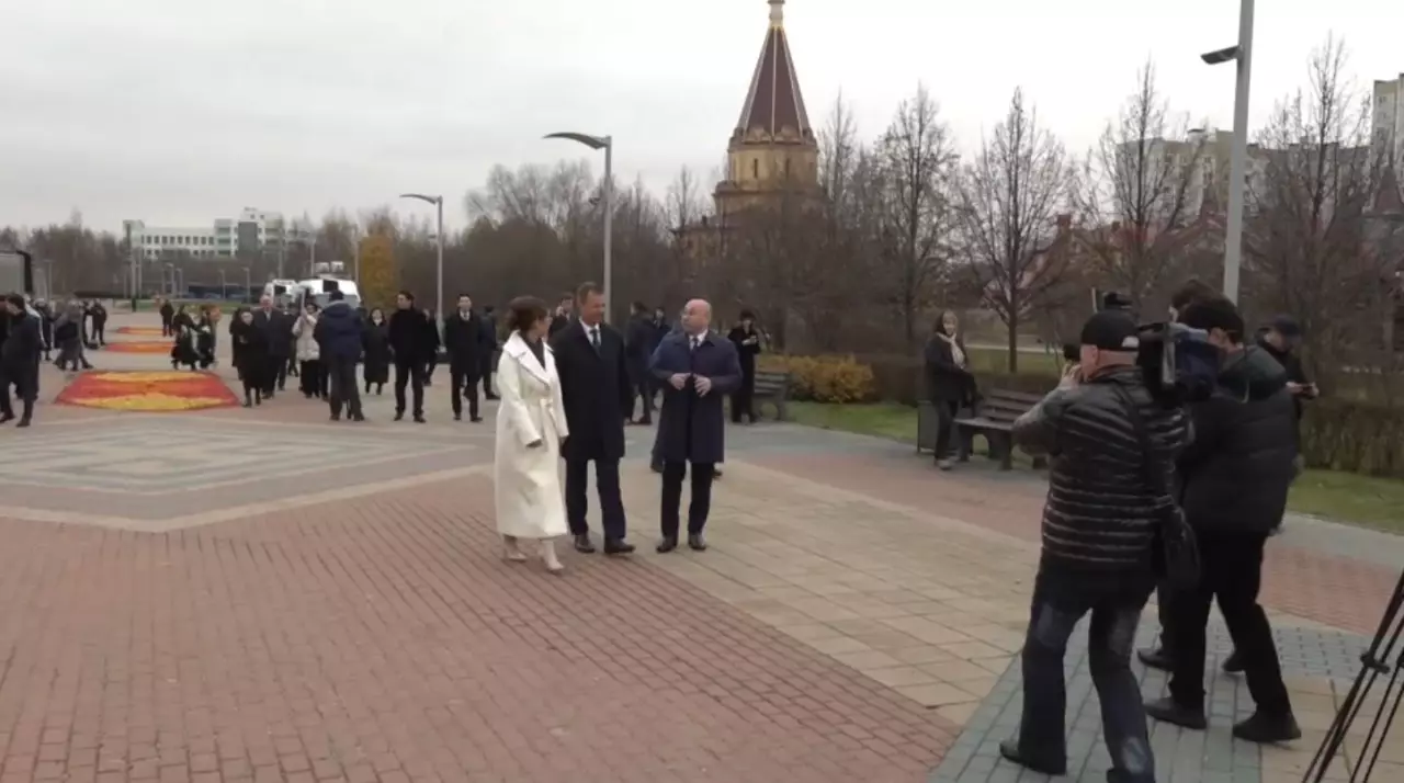 Сквер Дружбы России и Казахстана открыли в Москве