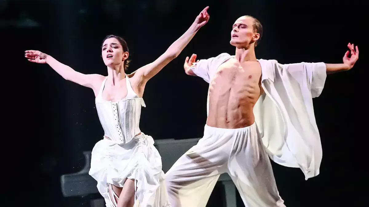 Евгения Медведева объявила о помолвке - новости на Lada.kz 11.11.2025