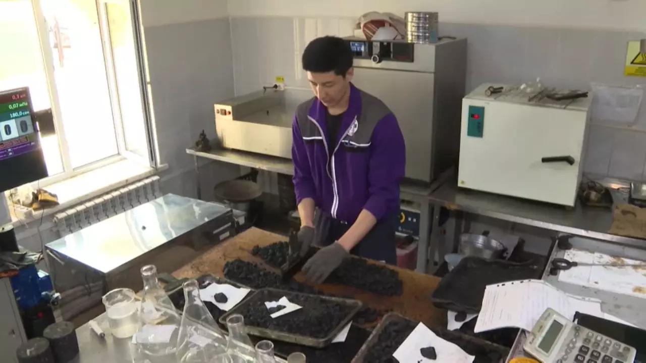 Перерабатывать старый асфальт для новых дорог предложили в РК