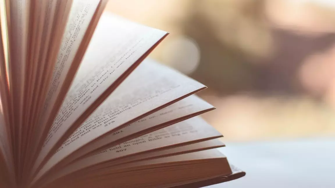 Күнде ұйықтар алдында 30 минут кітап оқысаңыз, өміріңізде не өзгереді?