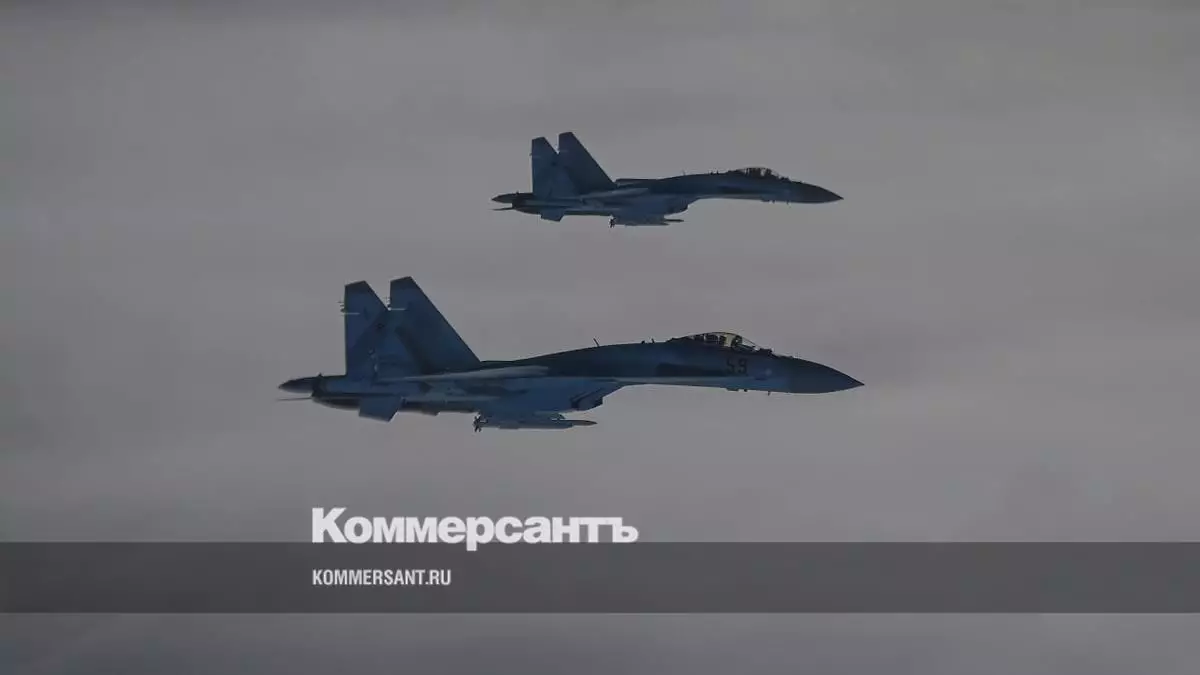 Самолет президента Казахстана вылетел в Москву в сопровождении российских Су-35.