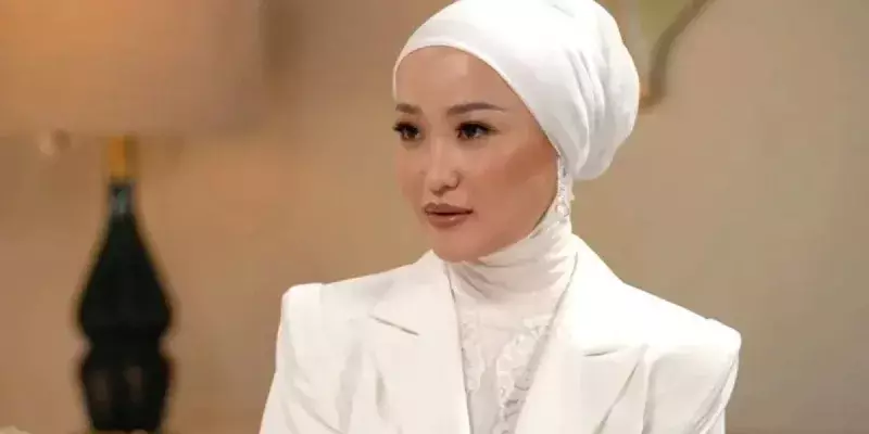 Мөлдірдің анасы қызының тағы да тұрмыс құрғанын қалайды