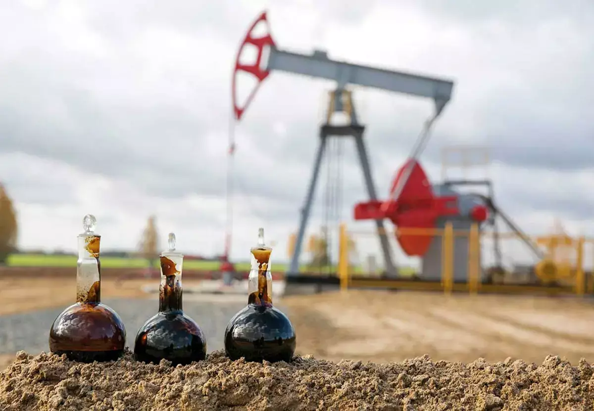 Стажёр «КазМунайГаза» превратил перепродажу российской нефти через телефон в $250 млн - новости на Lada.kz 11.11.2025