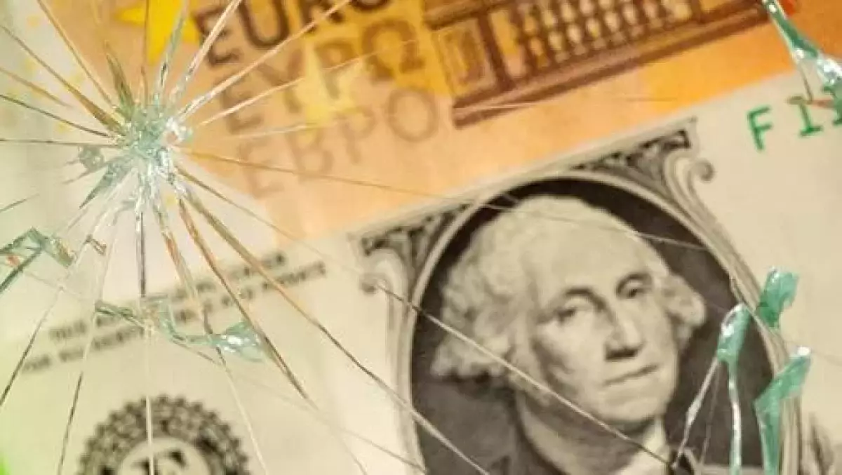 Доллар и евро прибавили в цене: курсы валют в РК на 12 ноября