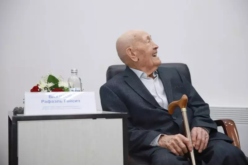 Қазақстан боксының ардагері Рафаэль Вахитов өмірден өтті