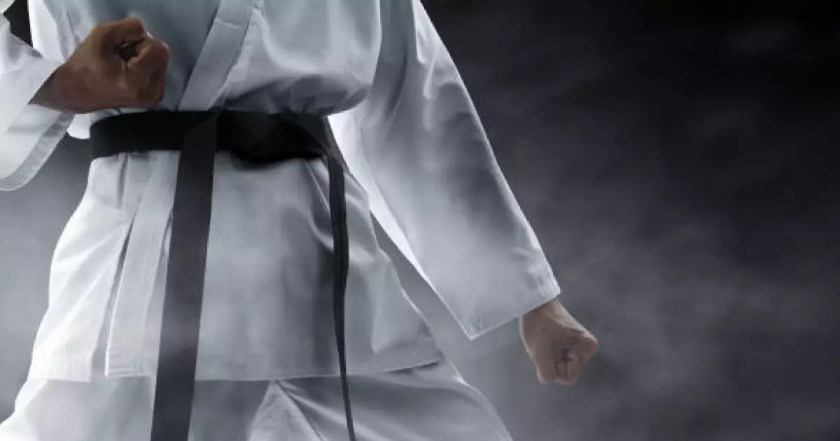   "Хиджабсыз акробатикалық трюктер жасаған": Ирандық спортшы қамауға алынды   