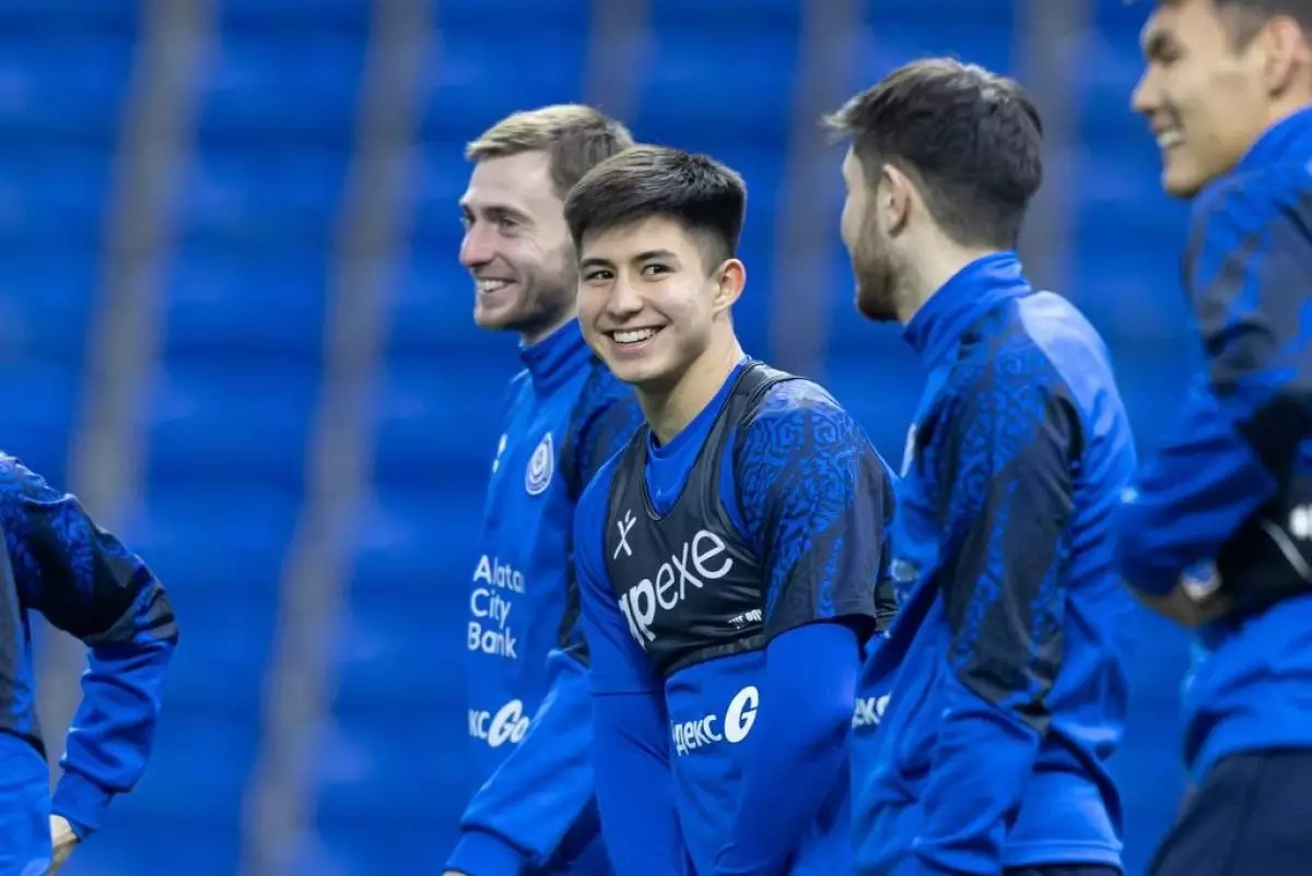 Сборная Казахстана по футболу готовится к матчу с Бельгией